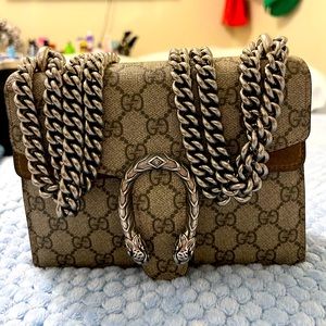 Gucci Dionysus GG Supreme mini bag